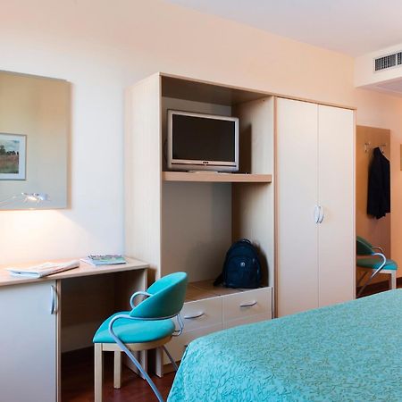 Hotel Torresi Potenza Picena Δωμάτιο φωτογραφία