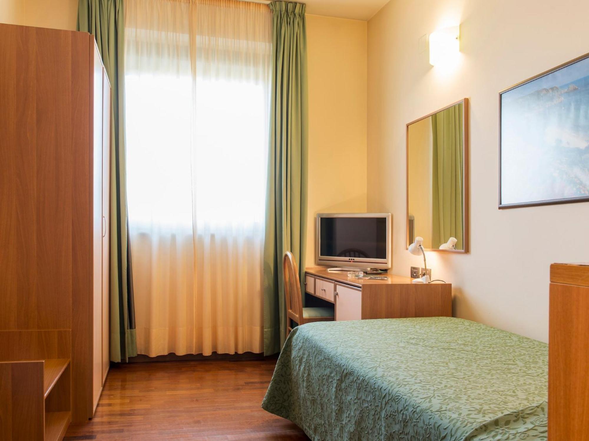 Hotel Torresi Potenza Picena Δωμάτιο φωτογραφία