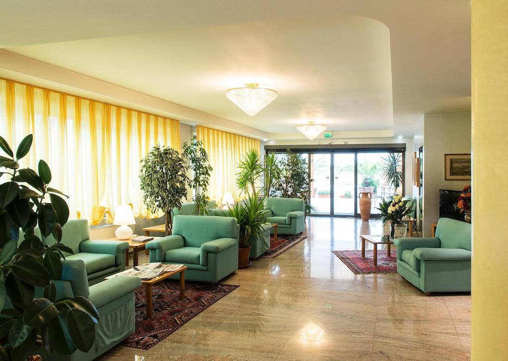 Hotel Torresi Potenza Picena Εξωτερικό φωτογραφία
